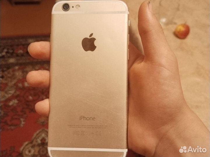 Телефон iPhone 6s