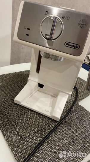 Кофемашина delonghi рожковая ECP 31.21