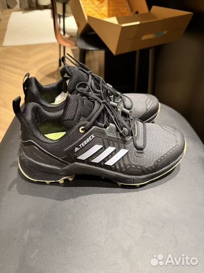 Кроссовки женские adidas 37