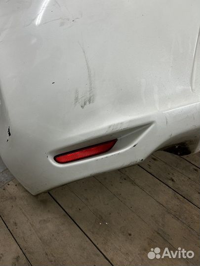 Бампер для nissan leaf