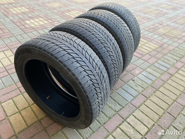 Triangle Snowlink TWT02 275/45 R21