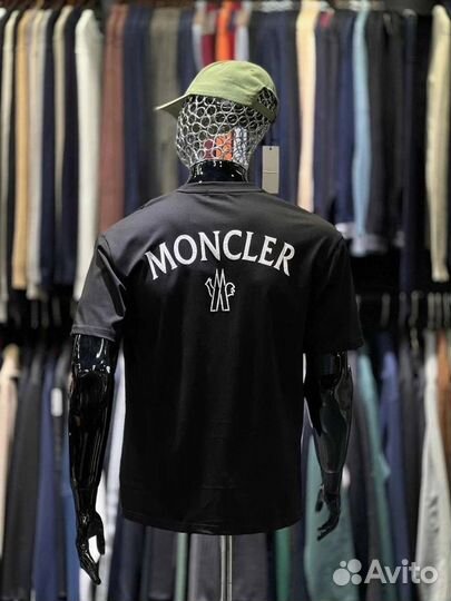 Футболка Moncler