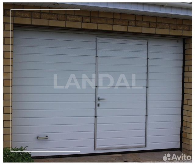 Секционные ворота