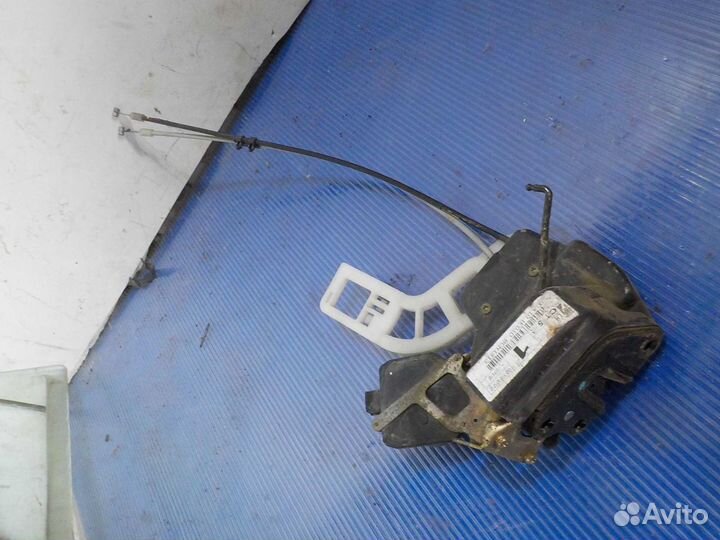 Замок двери задний левый KIA sportage 2