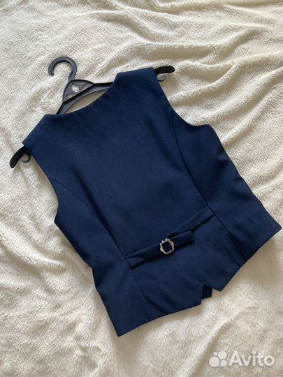 Жилетка в школу для девочки