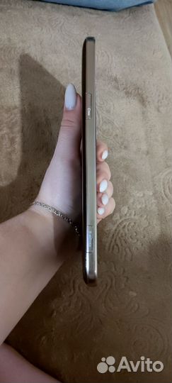 Планшет Samsung Galaxy Tab 3 7.0 SM-T211