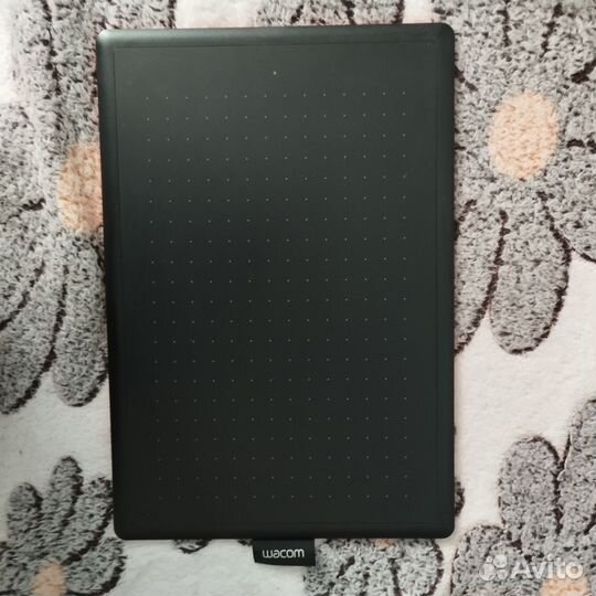 Графический планшет wacom one