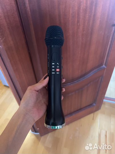 Караоке микрофон