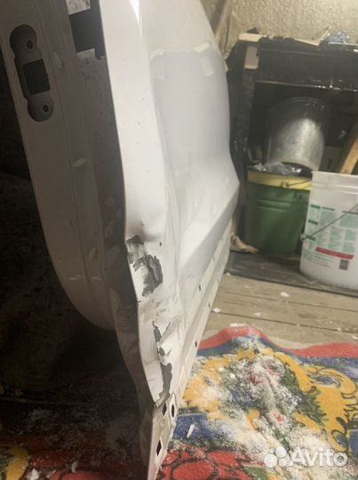 Продам дверь Santa Fe 4