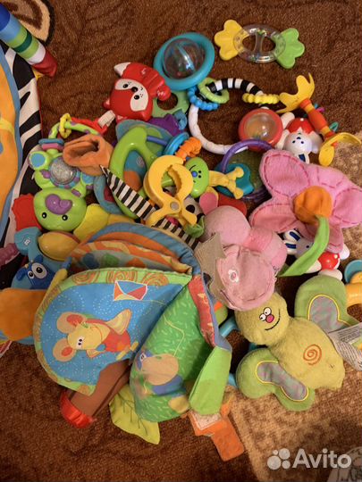 Пакет погремушек, развивающий коврик