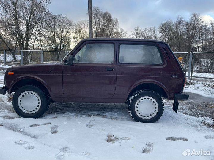 LADA 4x4 (Нива) 1.7 МТ, 2011, 200 000 км