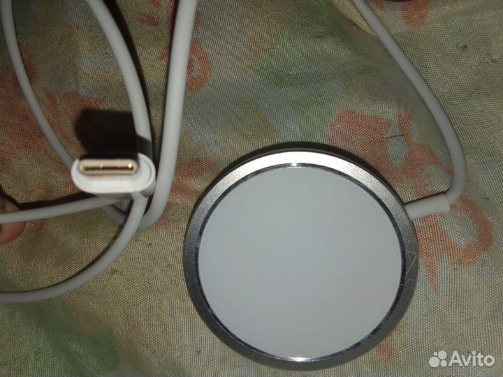 Повербанк на iPhone