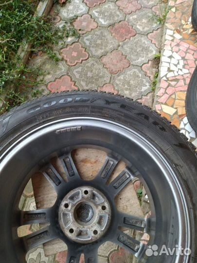 Колёса зимние 225*55 R17 Goodyear