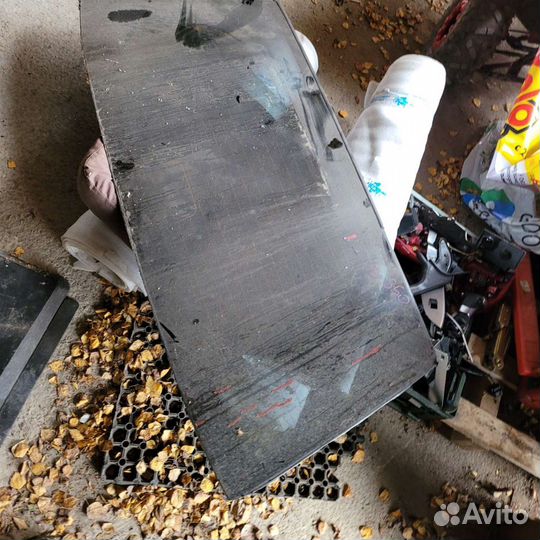 Заднее стекло на вольво 850