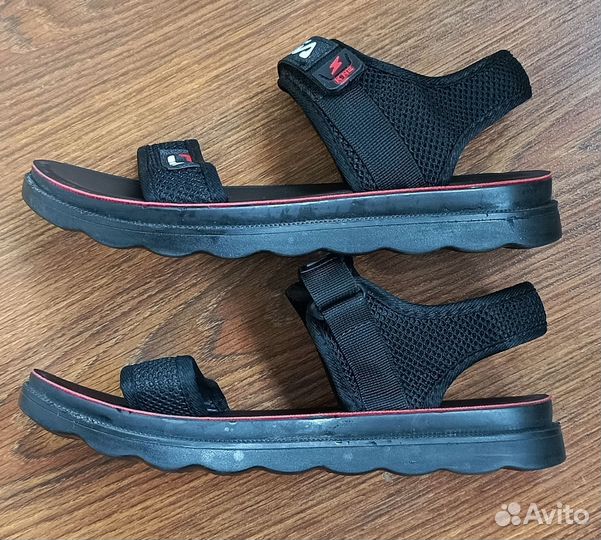 Сандалии 38-39 рр, женские босоножки