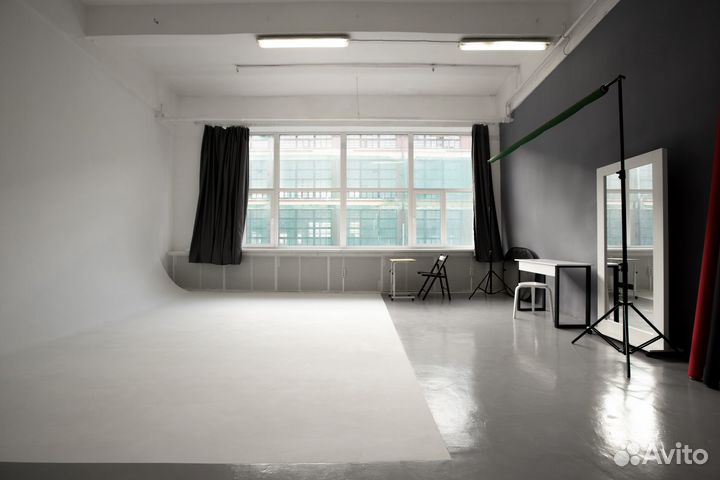 Diko - Фотостудия с циклорамой у метро Чкаловская