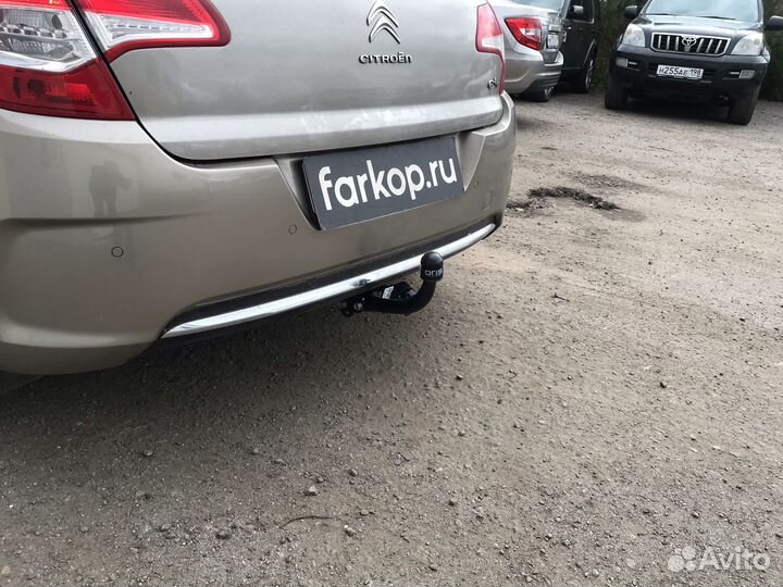 Фаркоп на Citroen C4