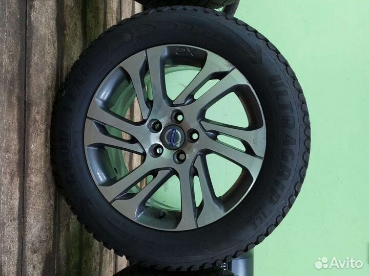 R17 Goodyear Ultra Grip Ice Arctic 2 235/55, PCD 5x108 DIA 65