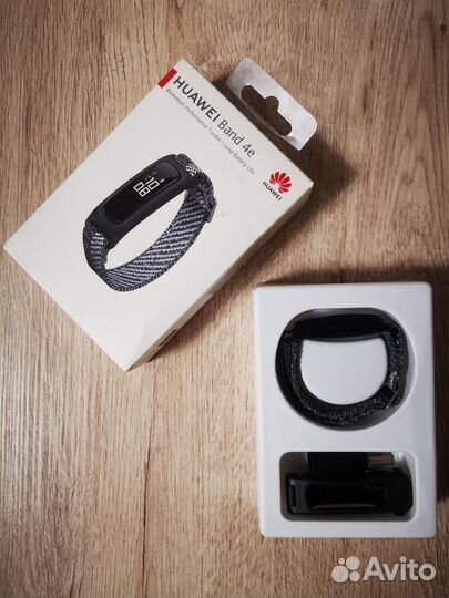 Умный браслет huawei band 4e