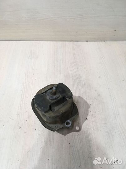 Опора двигателя правая BMW Х5 Е70 4.8