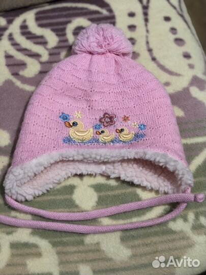 Шапка, Детская на девочку до 6 месяцев примерно