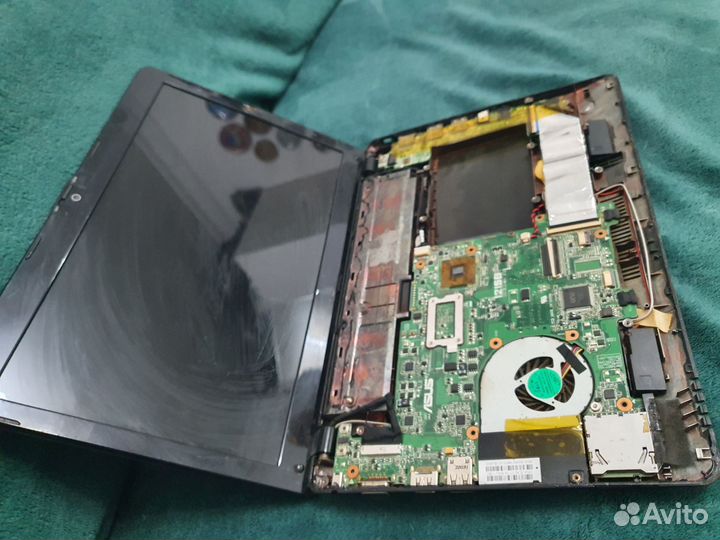 Ноутбук Asus eeepc 1215b