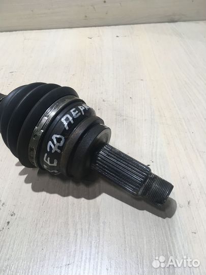 Привод передний левый BMW X5 E70