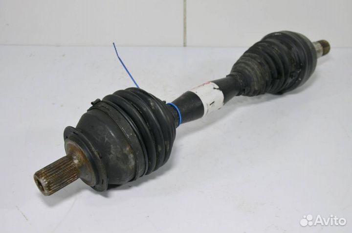 Приводной вал передний левый Mercedes-Benz Gla