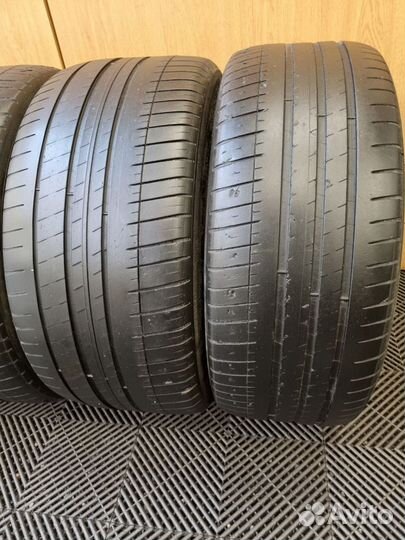 Michelin Pilot Sport 3 255/40 R20 и 285/35 R20