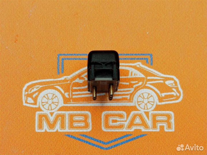 Кнопка w124 E-class 606.910