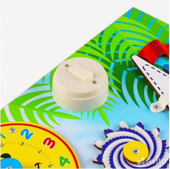 Бизиборд 50 х 50 см 