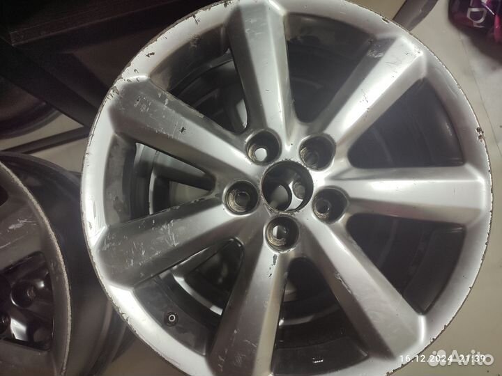 Литые диски r18 5x114 3 бу