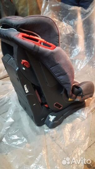 Детское автомобильное кресло