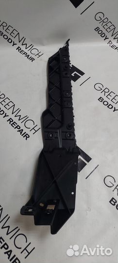 Кронштейн бампера задний правый Land Rover RR L494