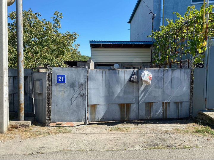 Дом 64 м² на участке 3,8 сот.