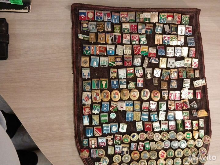 Значки гербы