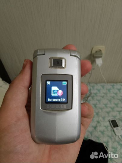 Мобильный телефон samsung