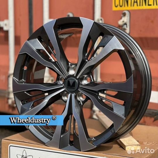 Кованые диски R18 Toyota Crown