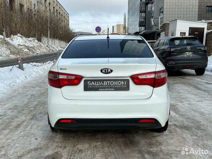 Kia Rio 1.6 МТ, 2014, 286 139 км