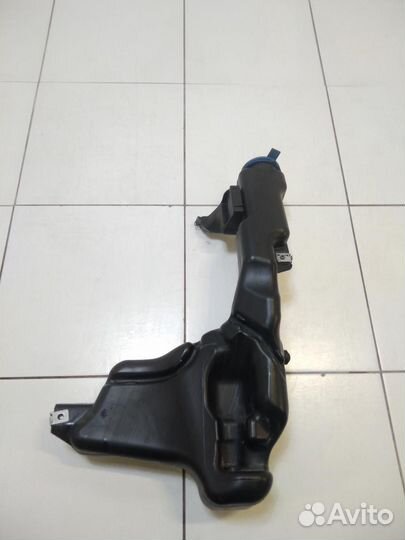 Бачок омывателя лобового стекла Mercedes-Benz E-Cl