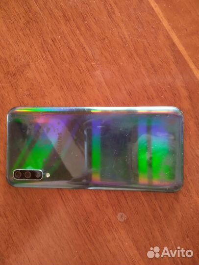 Samsung Galaxy A50, 4/64 ГБ