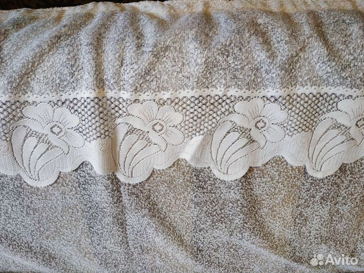 Тюль с вышивкой и лабрикеном