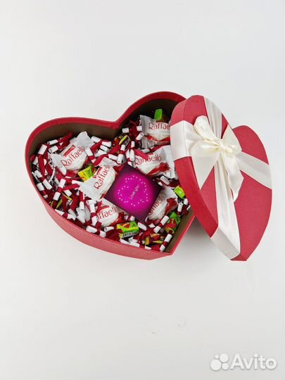 Подарочный бокс на 8 марта