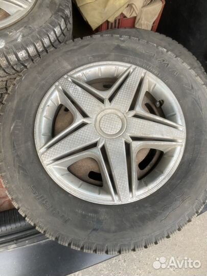 Шины зимние бу r13