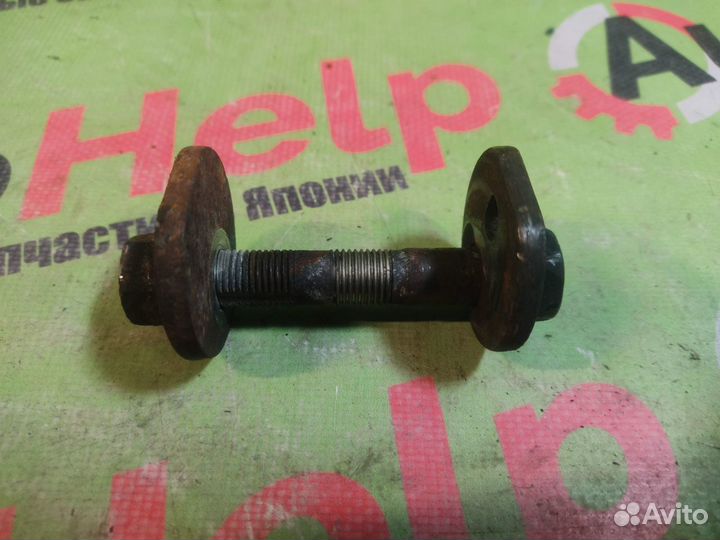 Болт развальный toyota avensis AZT251 развальный