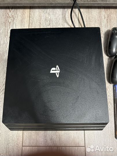 Sony playstation 4 pro 1tb 2 геймпа