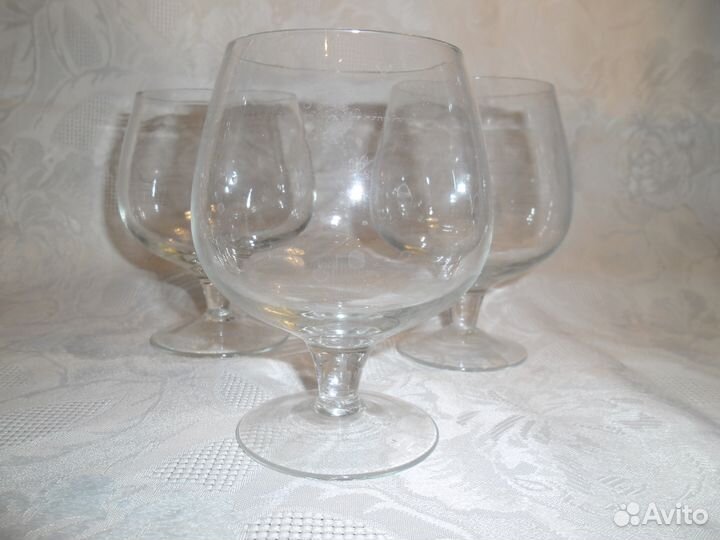 Продам фужеры для коньяка,вина