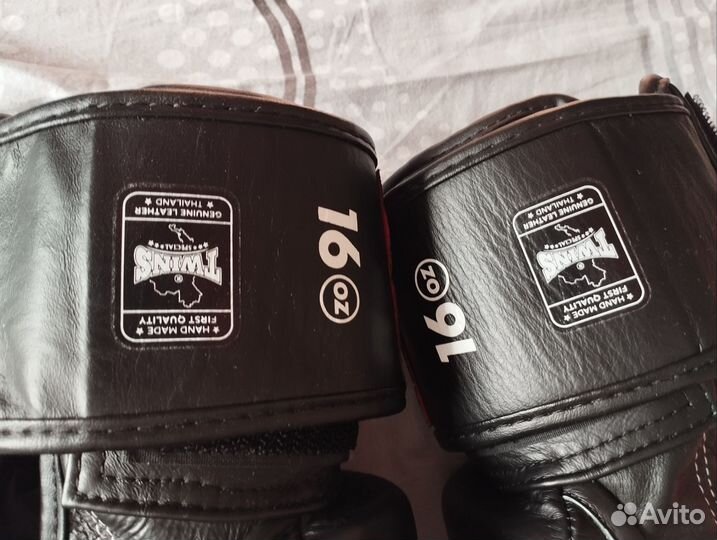 Боксерские перчатки оригинал twins 16 oz