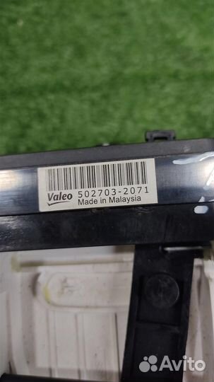 Панель управления отопителя Nissan Tiida 2008