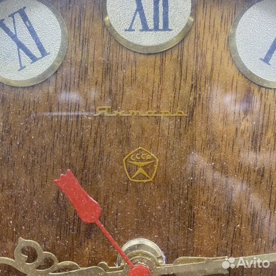 Настенные часы янтарь дерево ретро винтаж СССР